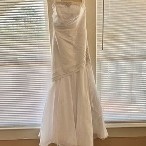 White wedding dress